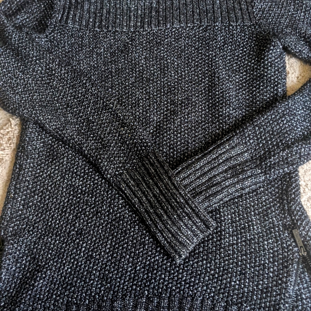 Black sweater with side zippers Calvin Klein xs